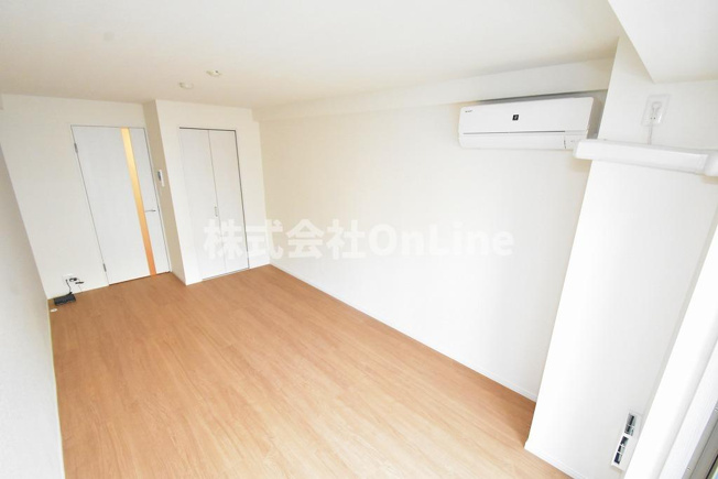 【寝室】 | Sky Yao