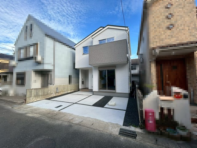 【価格改定】向日市寺戸町大牧　の駐車場|駐車2台可能です。
ファミリーカーと軽自動車、2台持ちもOK！