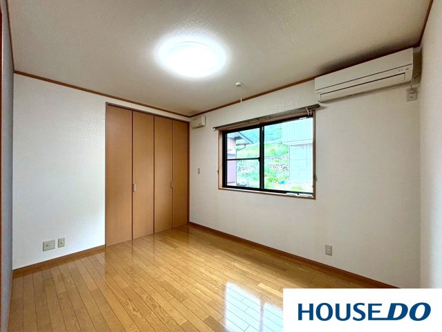 沼田市白沢町尾合　中古戸建の洋室