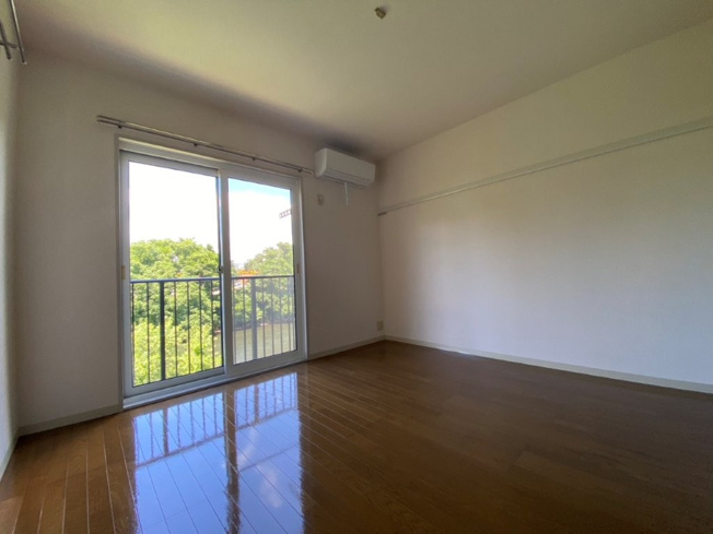 【居間・リビング】 | プリムヴェール館向Ｂ棟