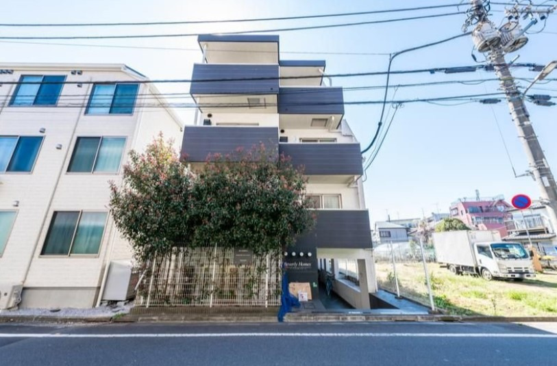 ビバリーホームズ氷川台の外観