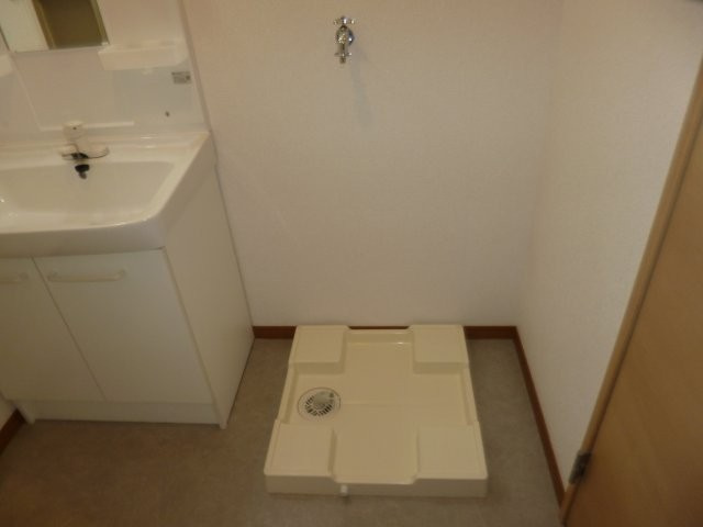 ニューシティ大島のその他|洗濯機置き場