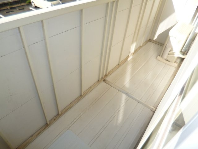 ニューシティ大島のバルコニー