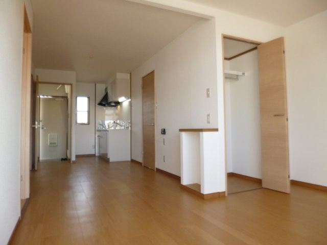 ニューシティ大島の居間・リビング