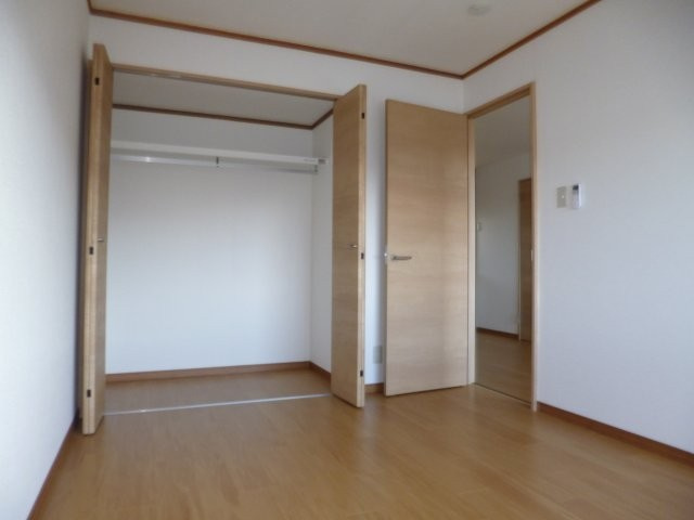 ニューシティ大島の収納|洋室