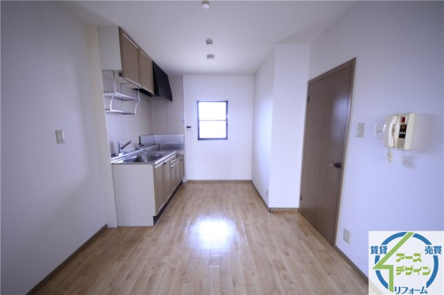 カサベルデTYO　Ⅰの居間・リビング|※類似部屋