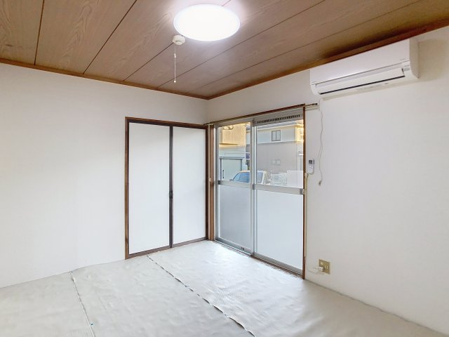 ヤマシチハイツの居間・リビング