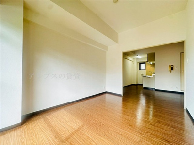 【居間・リビング】 | ベルヴィル杉田Ⅲファミーユ棟