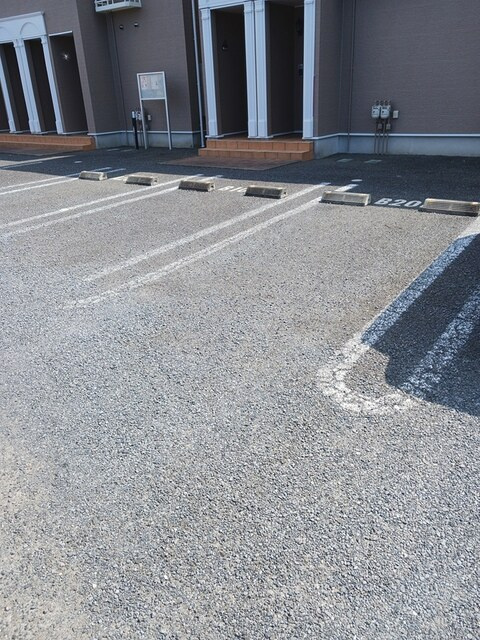 ポピュレールBの駐車場