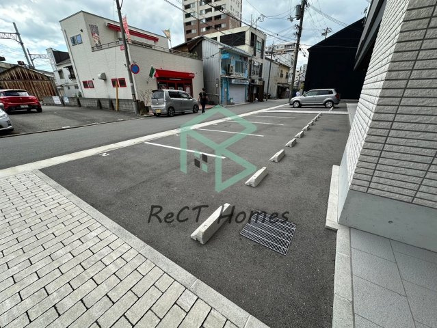 MISTRAL姫路駅前Ⅴ 忍町の駐車場