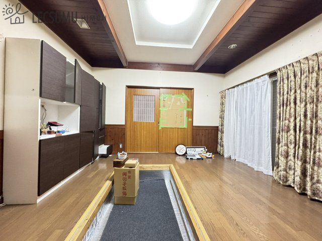 姫路市白浜町/中古戸建の居間・リビング