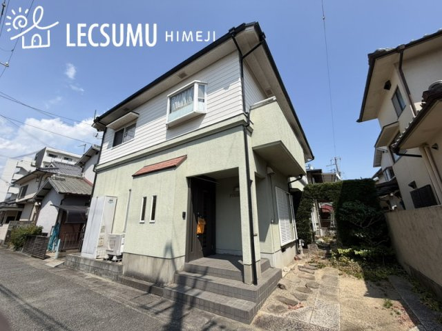 姫路市白浜町/中古戸建の玄関