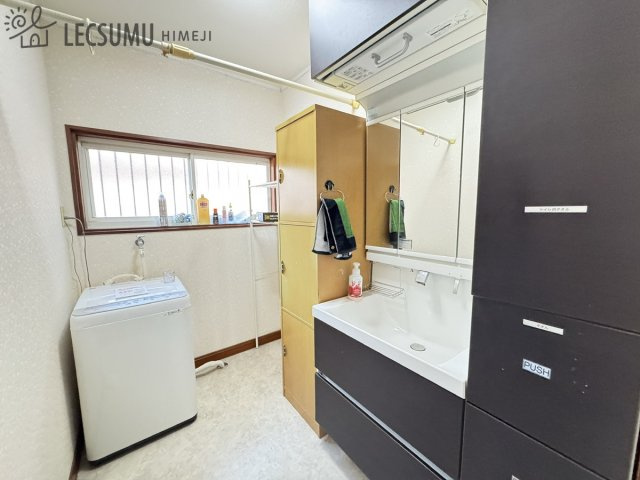 姫路市白浜町/中古戸建の洗面所