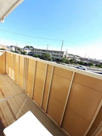 ニューシティ大島のバルコニー