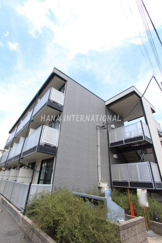 レオパレスフォレ流山の外観