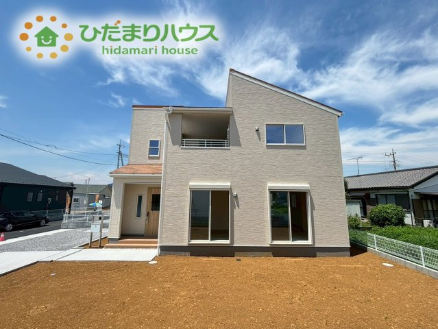 鴻巣市屈巣第4　新築戸建　リーブルガーデン06の外観|コンビニまで徒歩6分！
急なお買い物にも対応できちゃう◎