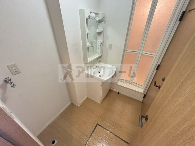 ドリーム5　C棟の洗面所|ドリーム5（柏原市　安堂駅　柏原駅）