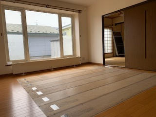 網走市鱒浦５丁目２番７号　平屋建中古売家の居間・リビング