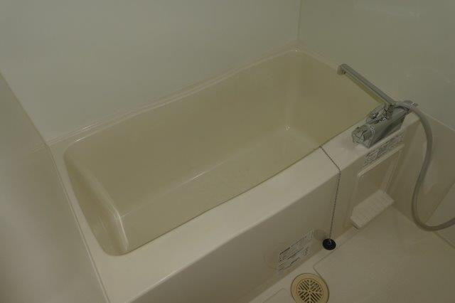 総社市井尻野の賃貸マンションの浴室