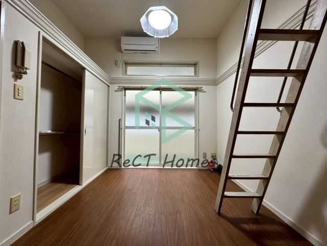 MISTRAL神屋町WESTの居間・リビング