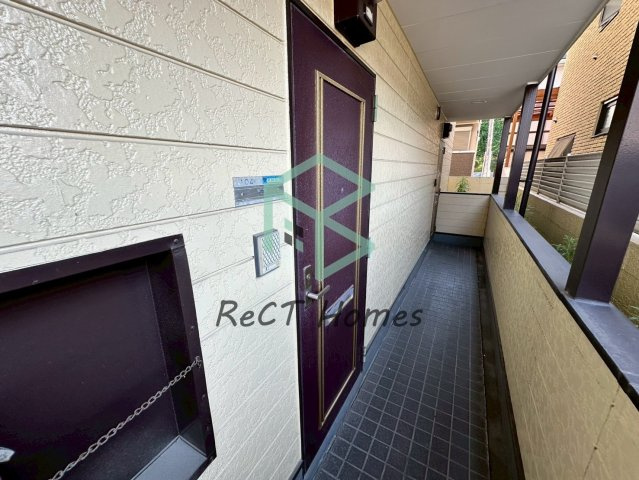 MISTRAL神屋町WESTの玄関