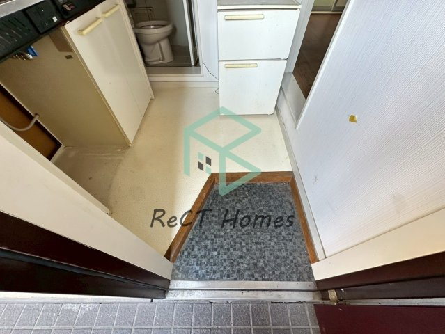 MISTRAL神屋町WESTの玄関