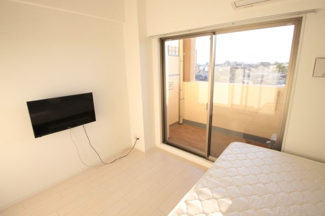 ラピーヌ近大前  近畿大学  一人暮らしの洋室