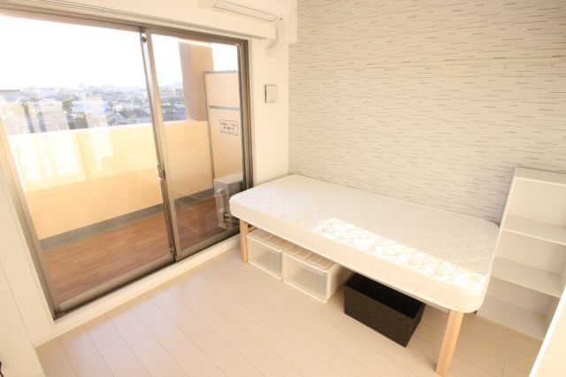 ラピーヌ近大前  近畿大学  一人暮らしの洋室