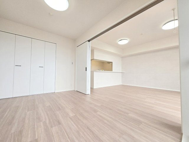 レクセルガーデン小作の洋室