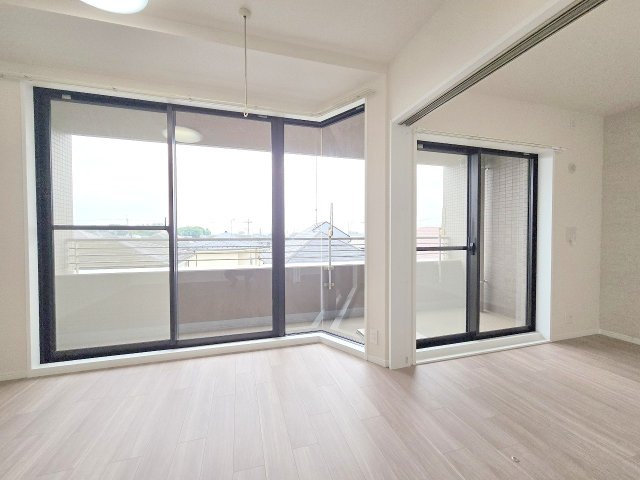 レクセルガーデン小作の居間・リビング