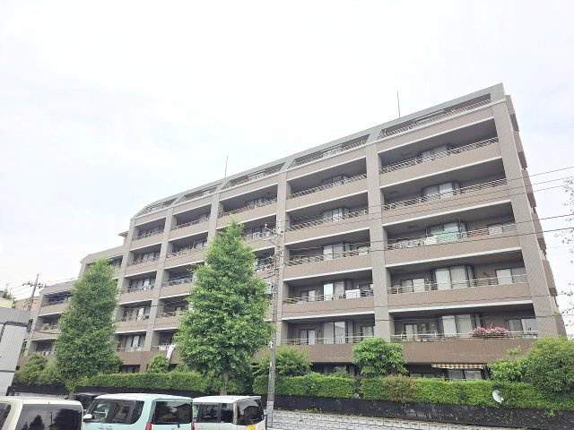 レクセルガーデン小作の外観