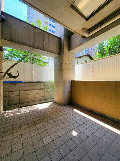 【バルコニー】 | FLAT INN UESHIO