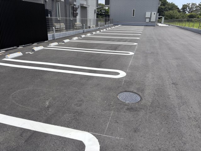 palacio Aの駐車場