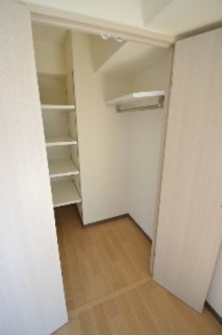 エイトバレー広島駅前通りの収納