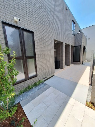 ルミエ西落合の外観