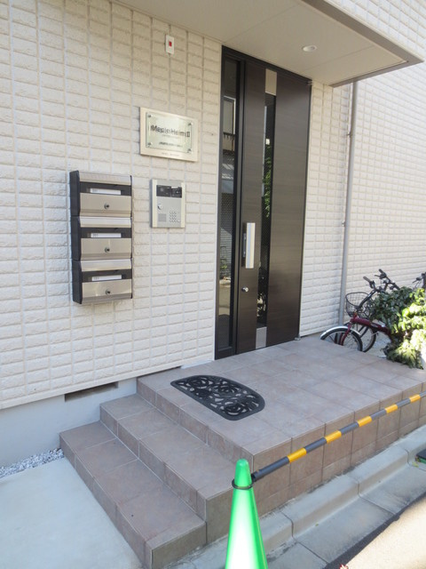 メイプルハイムⅡのエントランス|★安心のオートロック★