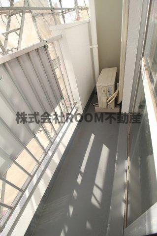 89.BLD（ハチキュウビル）のバルコニー|バルコニーからの眺めを楽しみながら食事をしませんか