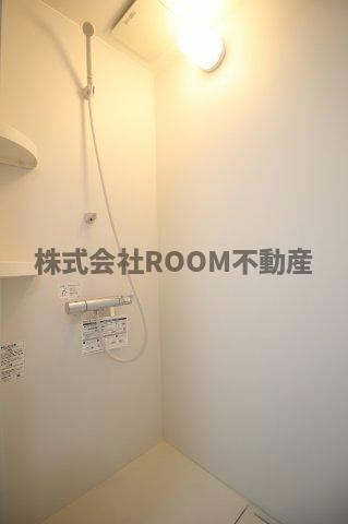 89.BLD（ハチキュウビル）のシャワールーム|コンパクトで使いやすいシャワールームです