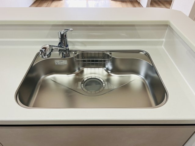 知多郡東浦町緒川屋敷参区149番2『仲介手数料無料』新築戸建てのキッチン