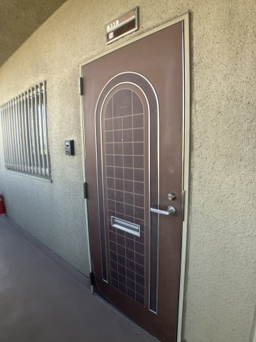 コスモハイツの玄関