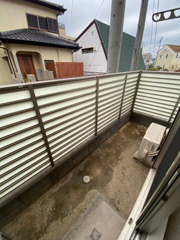 【バルコニー】