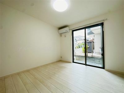 【寝室】 | ラインアパートメント南太田