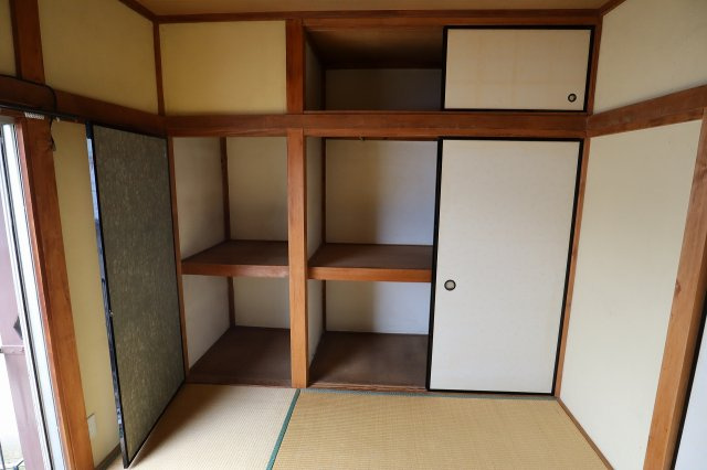 よろこび荘の収納|大きなスペースがあり、収納には困りません