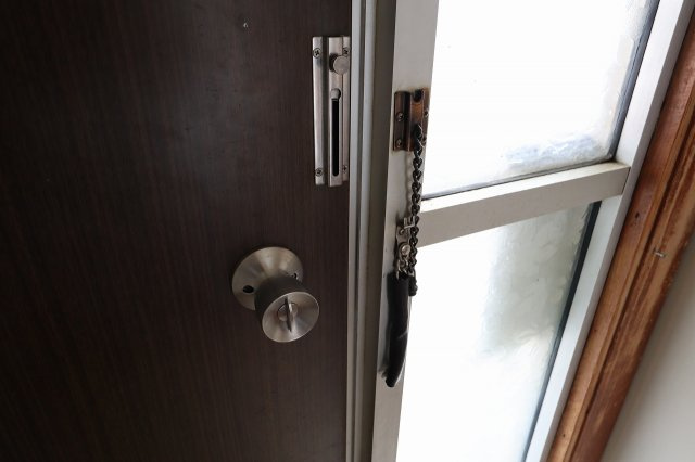 よろこび荘のセキュリティ|ドアチェーンです