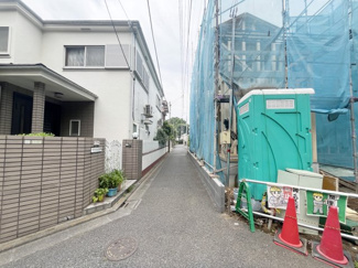 【前面道路含む現地写真】