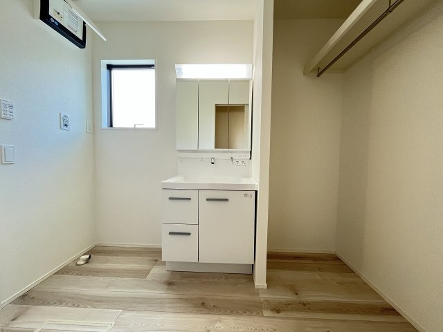 【洗面所】 | 春日市白水ヶ丘2丁目3期　2号棟（全3棟）【仲介手数料無料・0円】 | 現地写真。