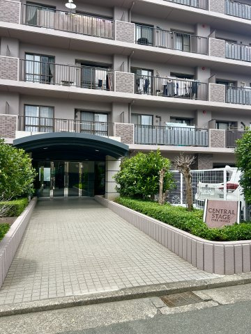 セントラルステージパーク・ホームズの周辺|駅近物件ですがみどりが多く落ち着いています。