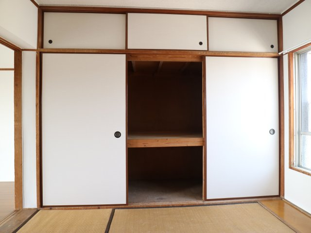 オアシス天領の収納|※他号室の写真となります。