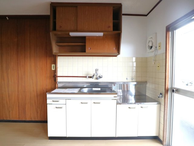 オアシス天領のキッチン|※他号室の写真となります。