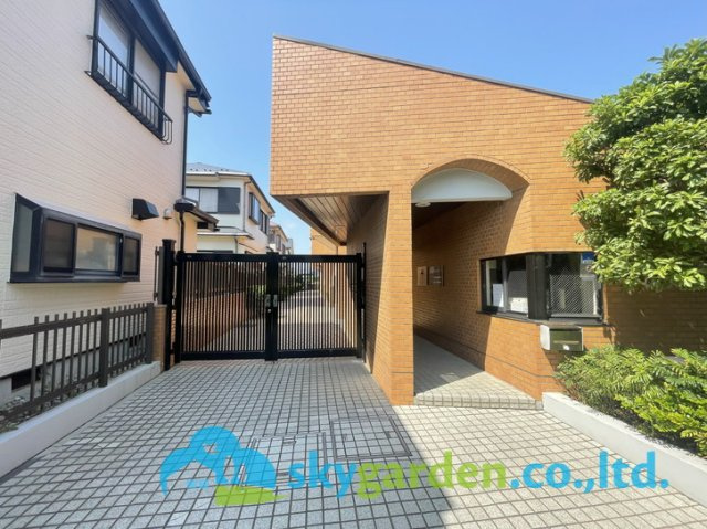 ライオンズテラス鵠沼の外観